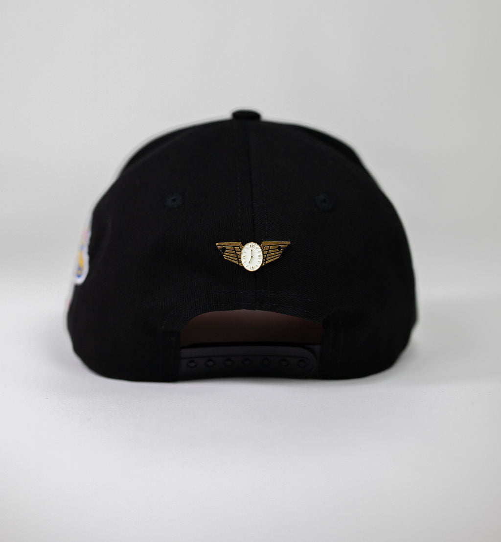 Snapback trucker hat